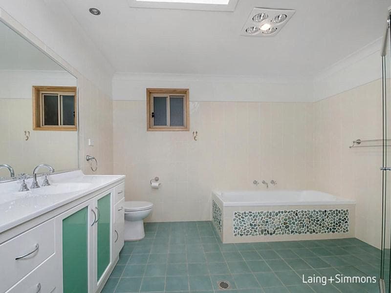 13 Rearden Ave, Kings Langley, Kings Langley - Thumbnail 7