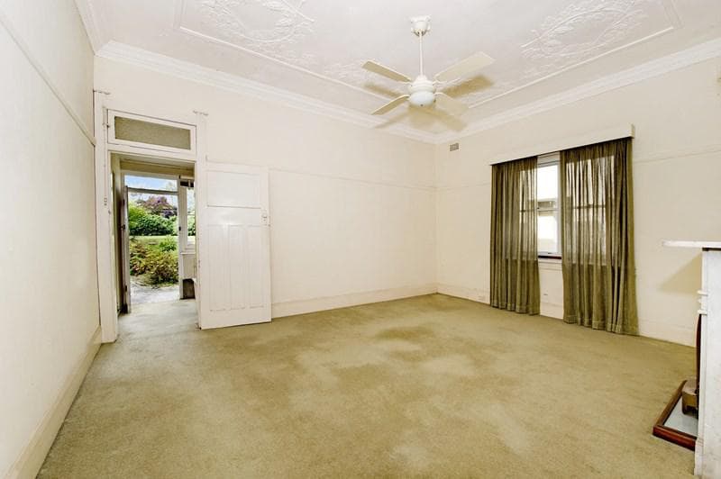 4/1																										Robertson Street
														
								Narrabeen, NSW 2101, Rockdale - Thumbnail 4