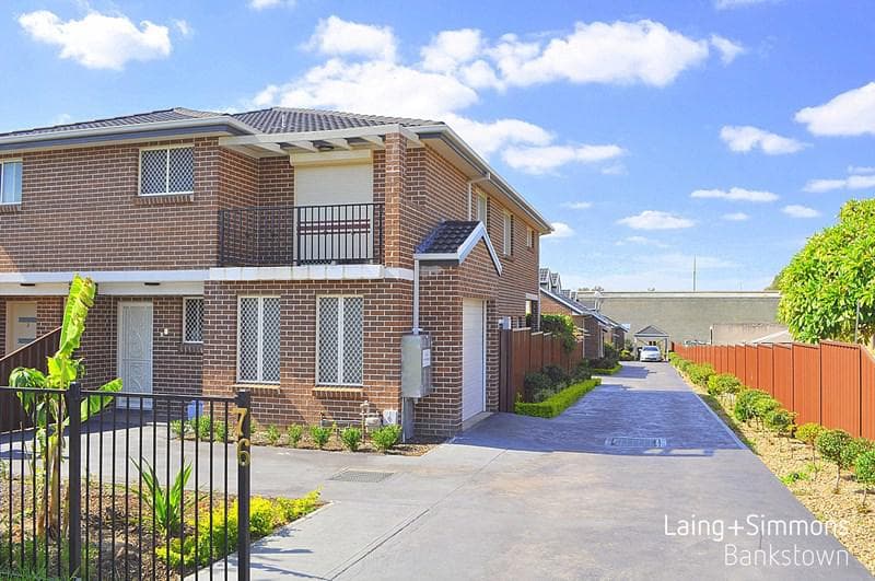 4/76 Marshall Street, Bankstown, Bankstown - Image 1