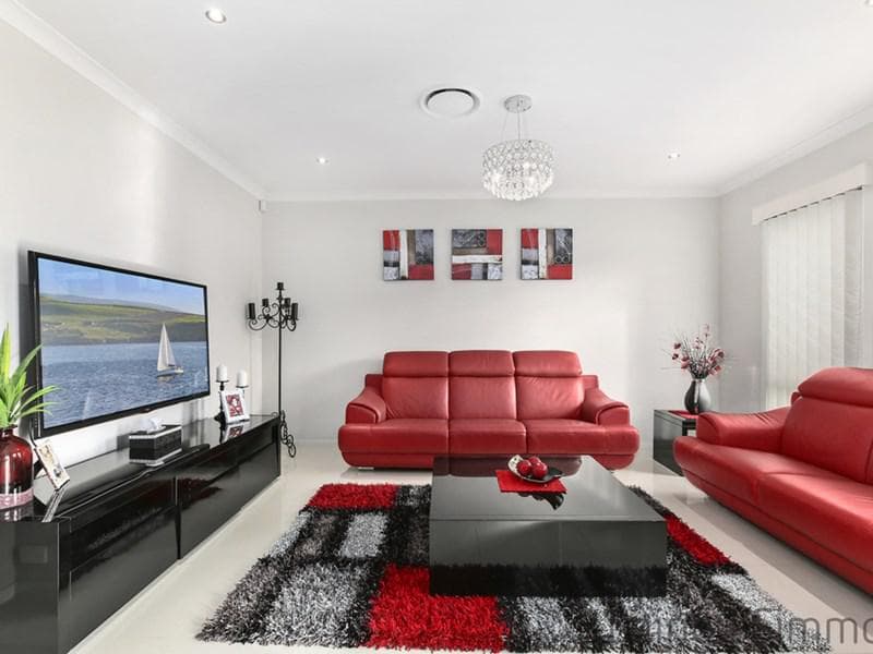 7 Pentland Street, Middleton Grange, Middleton Grange - Thumbnail 2