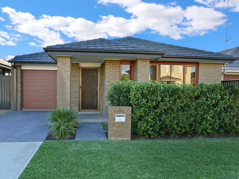 2/32																										Clifton Drive
														
								Port Macquarie, NSW 2444, Ropes Crossing - Image 1