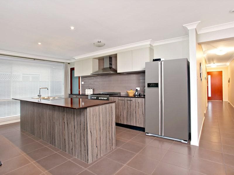 2/32																										Clifton Drive
														
								Port Macquarie, NSW 2444, Ropes Crossing - Thumbnail 2
