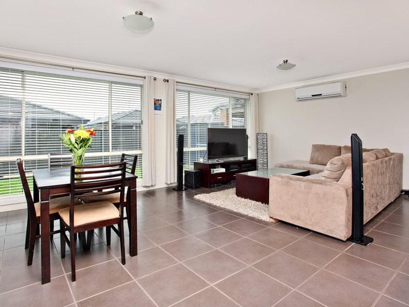 2/32																										Clifton Drive
														
								Port Macquarie, NSW 2444, Ropes Crossing - Thumbnail 4