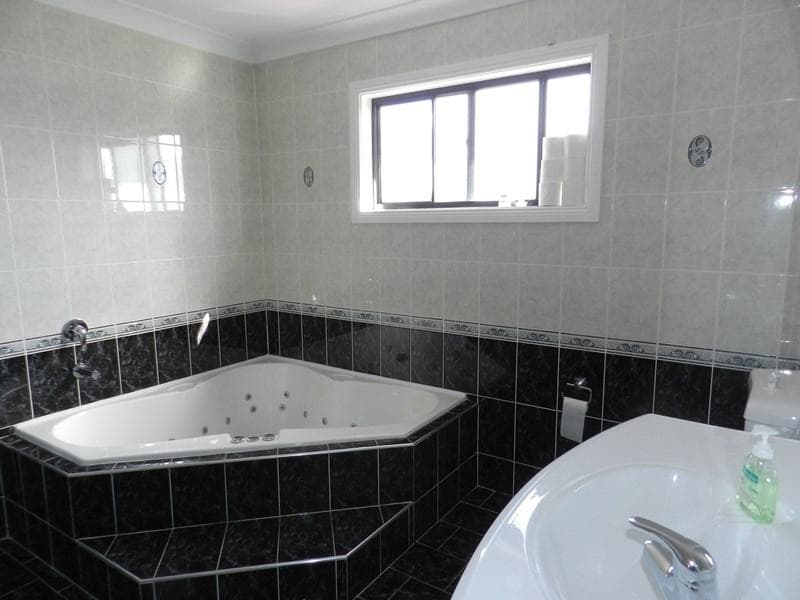 10 Box Road, Wakeley, Wakeley - Thumbnail 5
