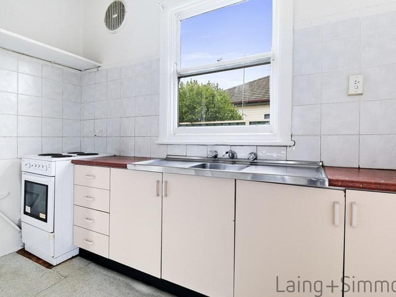 136 Lisbon Street, Fairfield East, Fairfield East - Thumbnail 3