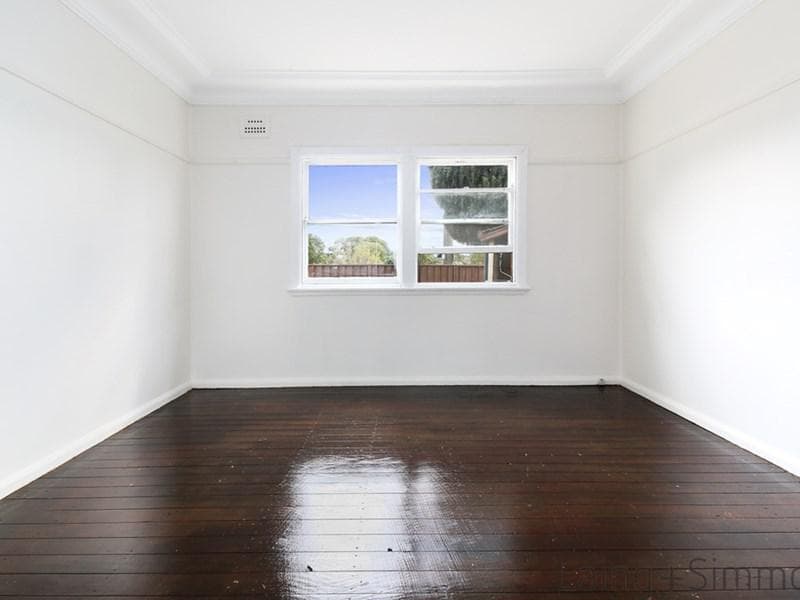 136 Lisbon Street, Fairfield East, Fairfield East - Thumbnail 4