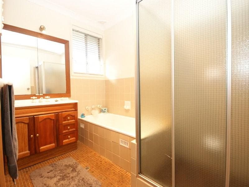 21/1																										Waterside Crescent
														
								Carramar, NSW 2163, Kings Langley - Thumbnail 6