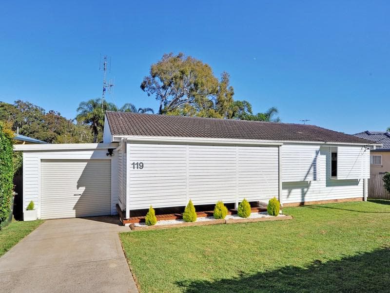 21/1																										Waterside Crescent
														
								Carramar, NSW 2163, Port Macquarie - Thumbnail 2