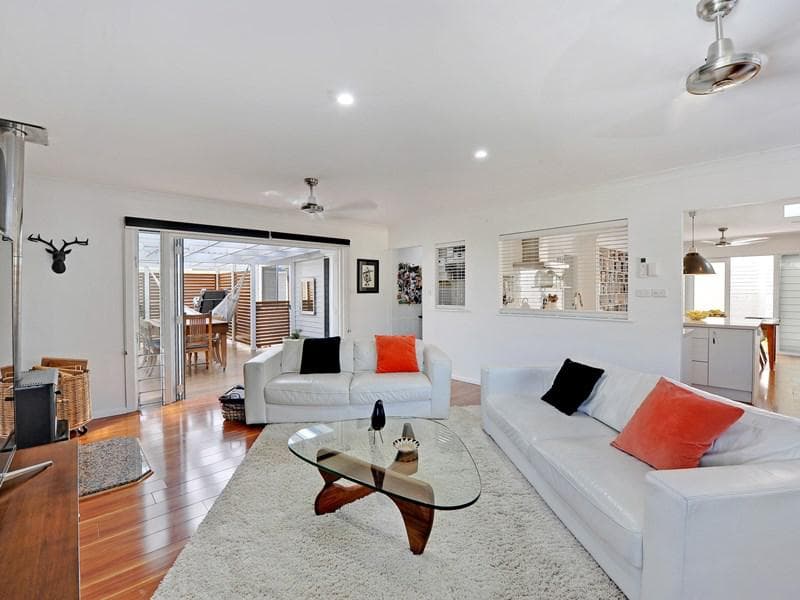 21/1																										Waterside Crescent
														
								Carramar, NSW 2163, Port Macquarie - Thumbnail 3