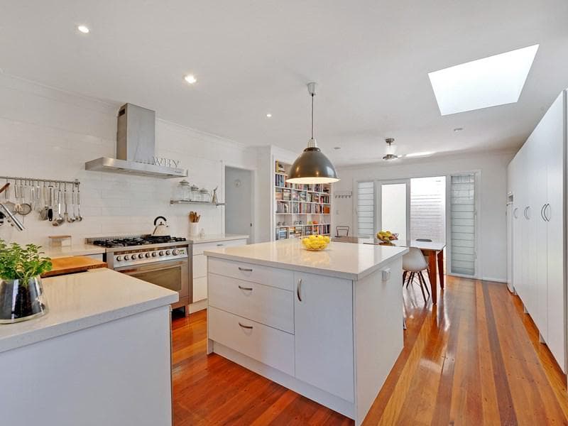 21/1																										Waterside Crescent
														
								Carramar, NSW 2163, Port Macquarie - Thumbnail 5