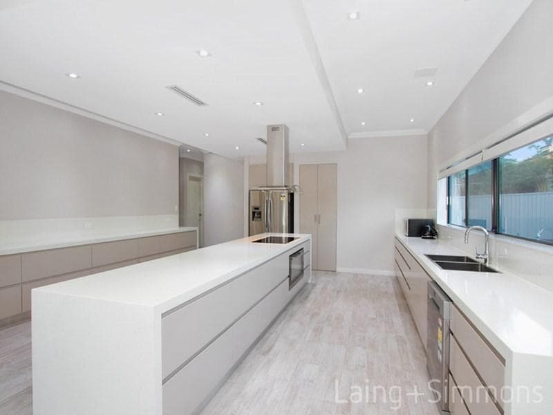 21/1																										Waterside Crescent
														
								Carramar, NSW 2163, Carlingford - Thumbnail 3