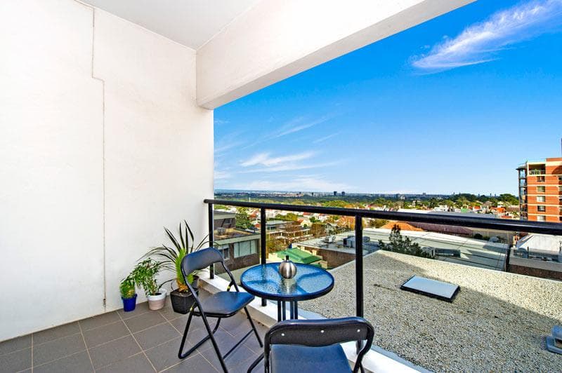 31/17-23 Newland Street, Bondi Junction, Bondi Junction - Thumbnail 2