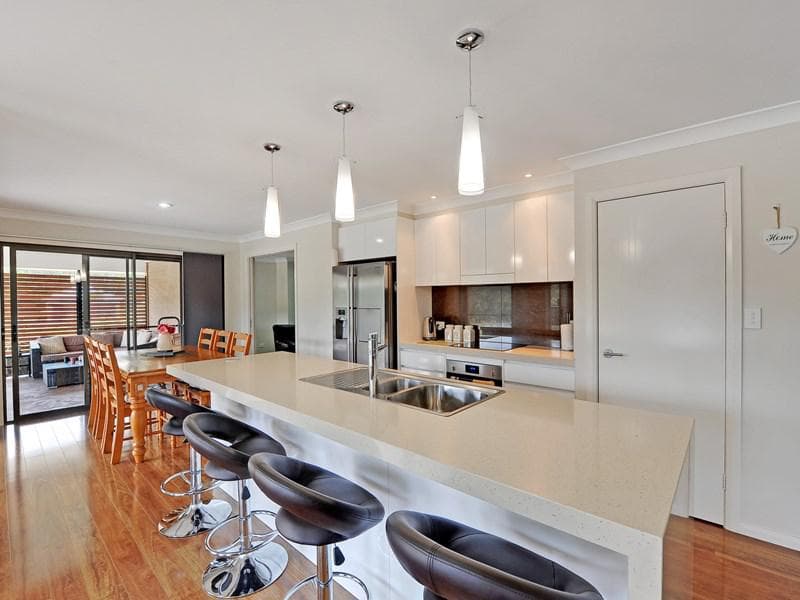 32 Manuka Parkway, King Creek, King Creek - Thumbnail 4