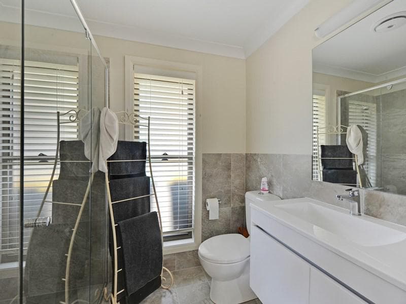 32 Manuka Parkway, King Creek, King Creek - Thumbnail 7