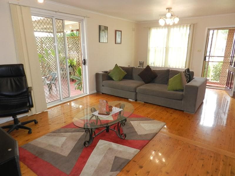 31 Van Dieman Cresent, Fairfield West, Fairfield West - Thumbnail 2