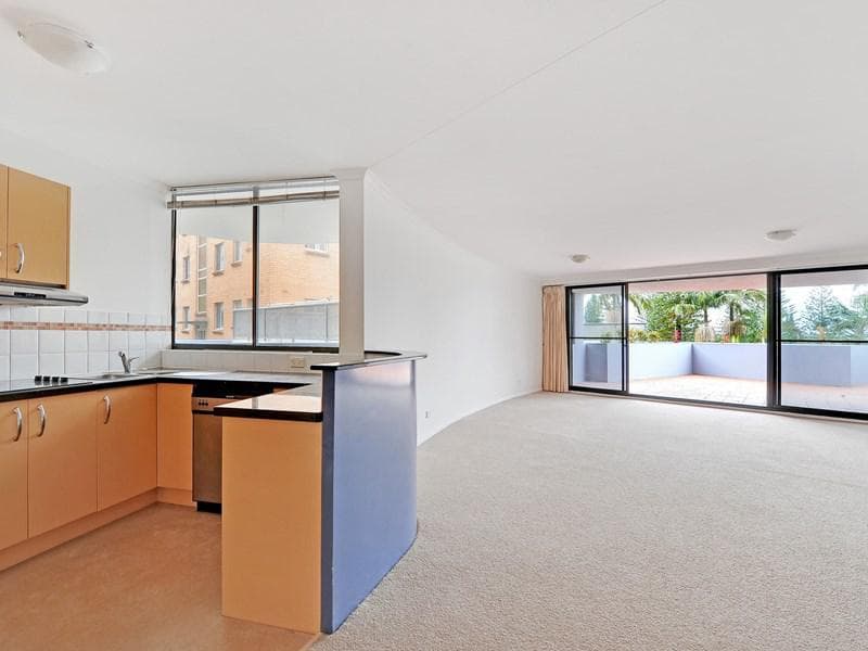 101/5 Clarence Street, Port Macquarie, Port Macquarie - Thumbnail 2