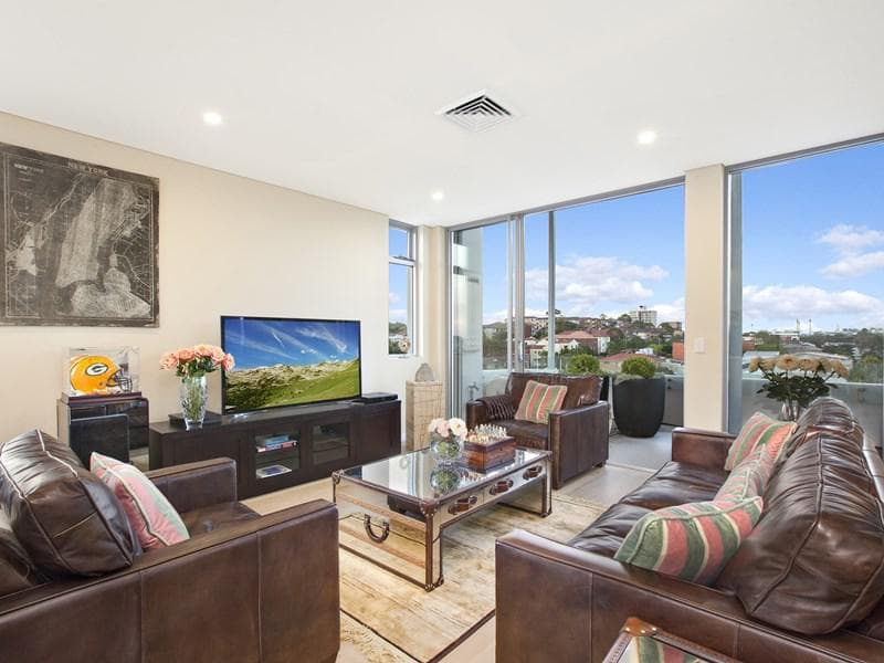 40/2a Duke Street, Kensington, Kensington - Thumbnail 2