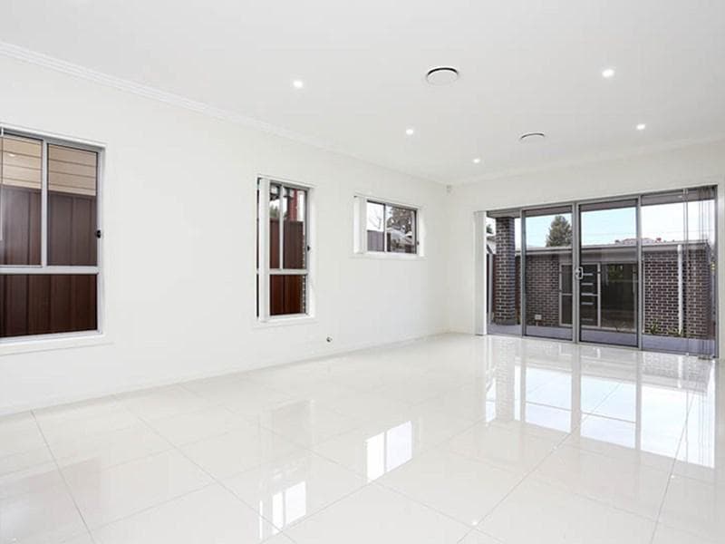 5b Queen Street, Guildford, Guildford - Thumbnail 2