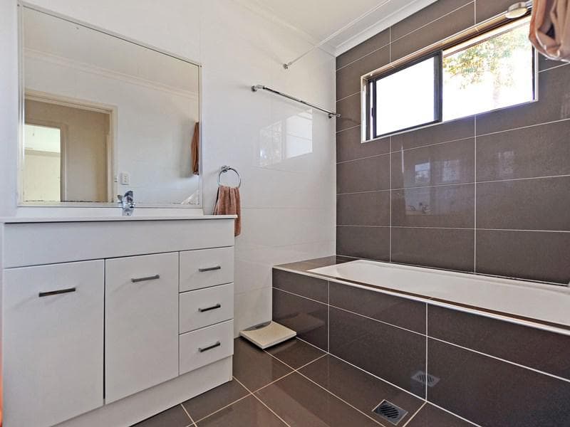96 Kennedy Drive, Port Macquarie, Port Macquarie - Thumbnail 7