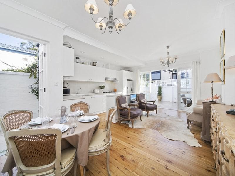 7/23																										Park Rd
														
								Cabramatta, NSW 2166, Bondi Junction - Thumbnail 6