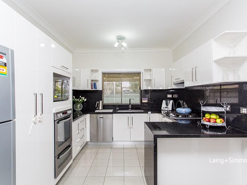 4/22																										Hawkesbury Avenue
														
								Dee Why, NSW 2099, Guildford - Thumbnail 3