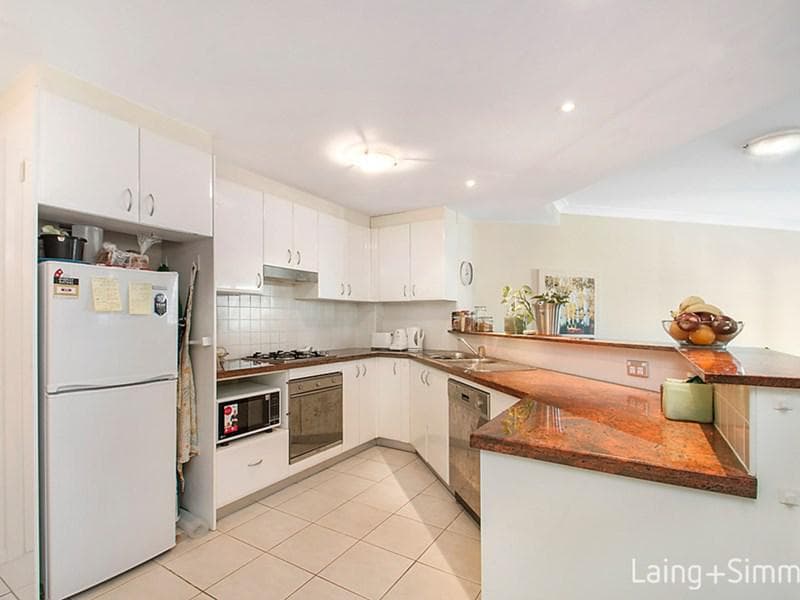 708/5 City View Road, Pennant Hills, Pennant Hills - Thumbnail 3