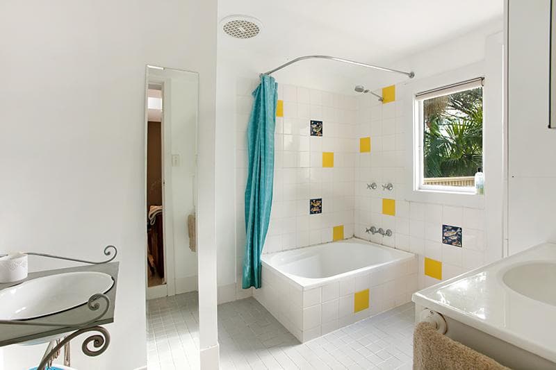11/155																										Greenacre Road
														
								Greenacre, NSW 2190, North Narrabeen - Thumbnail 7