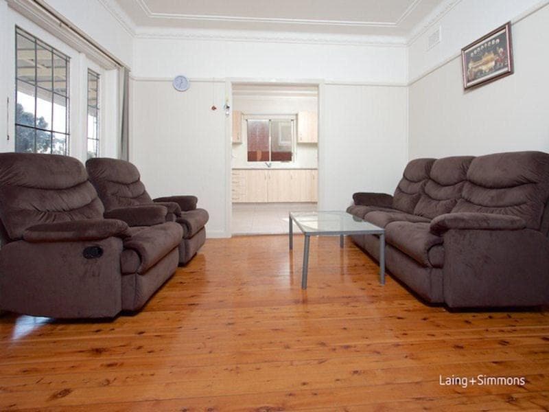 7/23																										Park Rd
														
								Cabramatta, NSW 2166, Blacktown - Thumbnail 3