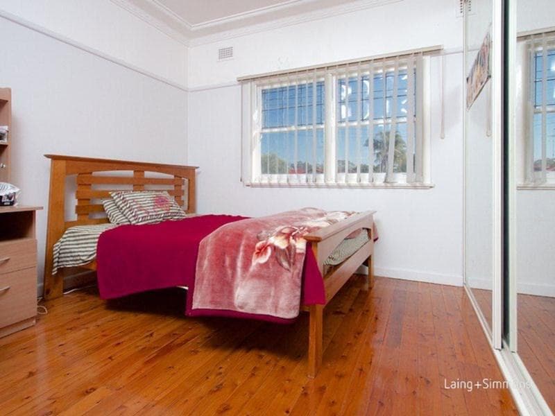 7/23																										Park Rd
														
								Cabramatta, NSW 2166, Blacktown - Thumbnail 5
