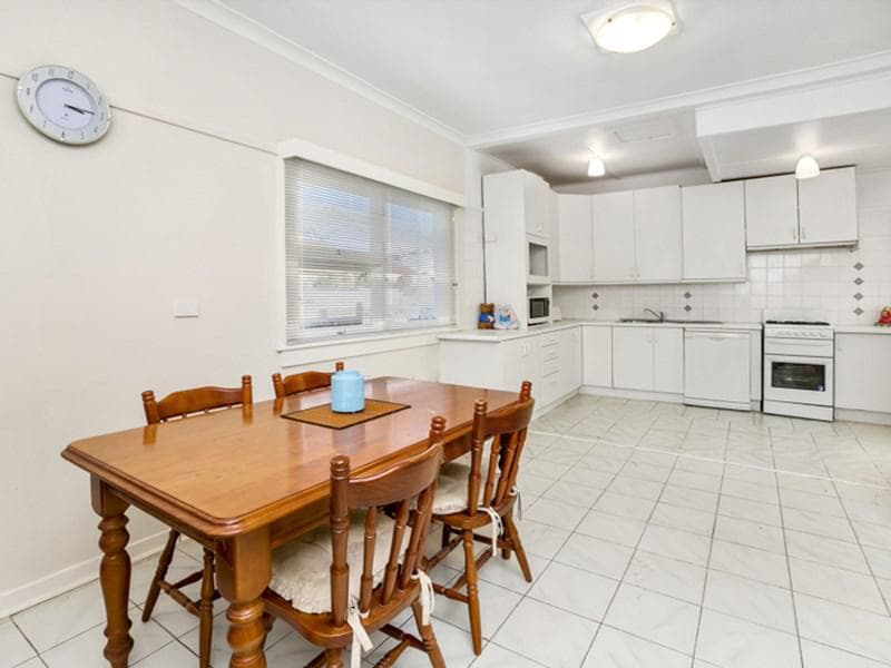 121 Mcintosh Road, Narraweena, Narraweena - Thumbnail 3