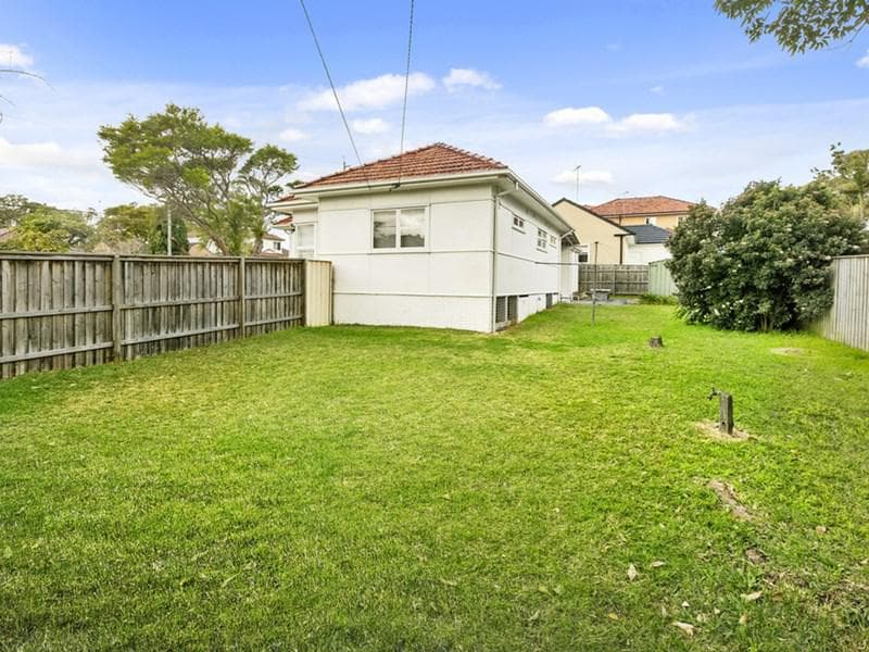 121 Mcintosh Road, Narraweena, Narraweena - Thumbnail 4