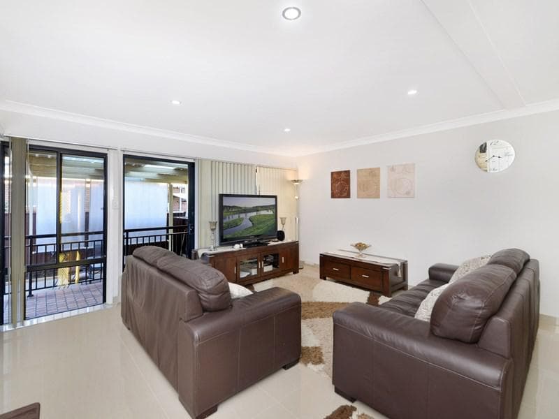 11/155 Greenacre Road, Greenacre, Greenacre - Image 1
