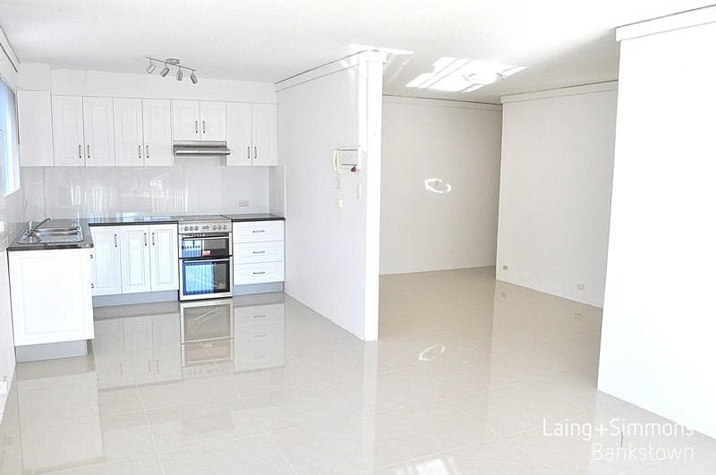 9/9 Brandon Avenue, Bankstown, Bankstown - Thumbnail 2