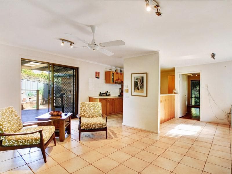 6 Tristania Court, Port Macquarie, Port Macquarie - Thumbnail 2