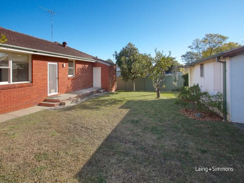 11/155																										Greenacre Road
														
								Greenacre, NSW 2190, Constitution Hill - Thumbnail 8
