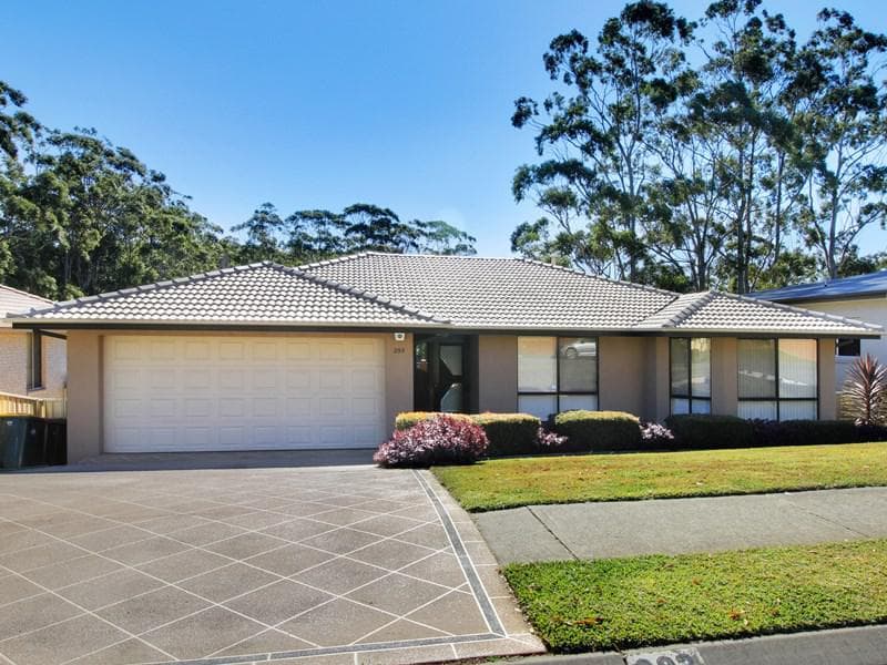 293 Crestwood Drive, Port Macquarie, Port Macquarie - Thumbnail 2