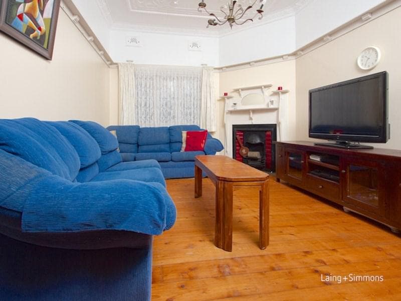 17 Austral Avenue, Westmead, Westmead - Thumbnail 2