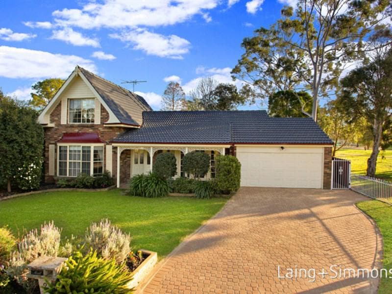 2 Hawke Place, Kings Langley, Kings Langley - Image 1
