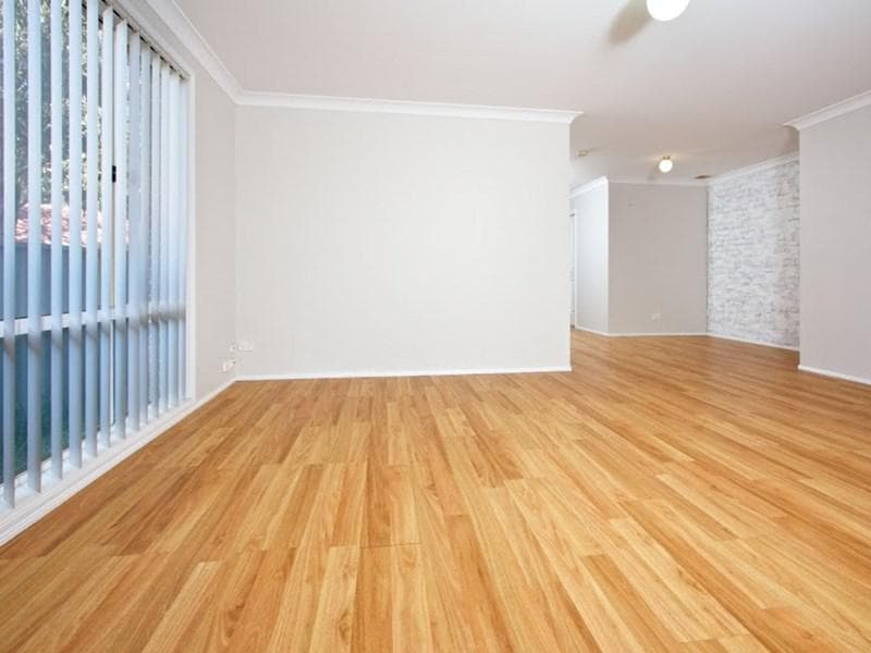 59a Seabrook Crescent, Doonside, Doonside - Thumbnail 3