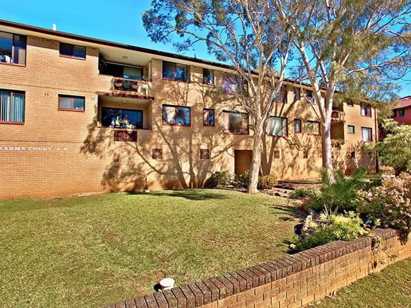 16/4 - 8 Arthur Street, Merrylands, Merrylands - Image 1