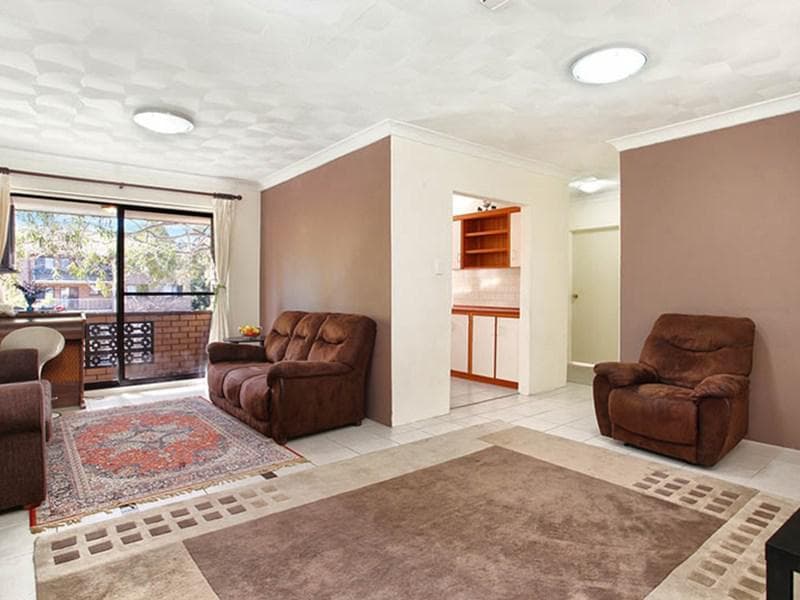 16/4 - 8 Arthur Street, Merrylands, Merrylands - Thumbnail 2