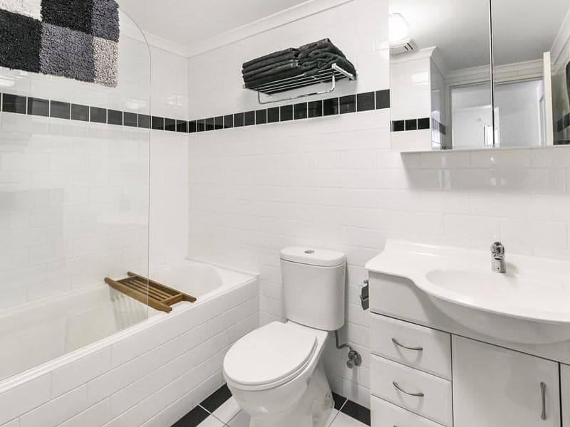 19/3-11 Hawkesbury Avenue, Dee Why, Dee Why - Thumbnail 6
