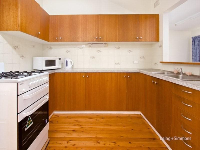 131 Binalong Road, Toongabbie, Toongabbie - Thumbnail 2