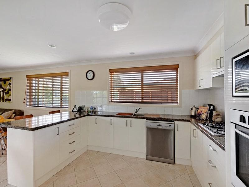 341 Crestwood Drive, Port Macquarie, Port Macquarie - Thumbnail 2