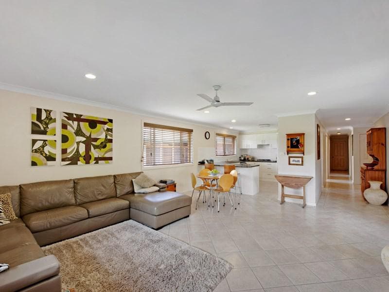341 Crestwood Drive, Port Macquarie, Port Macquarie - Thumbnail 3