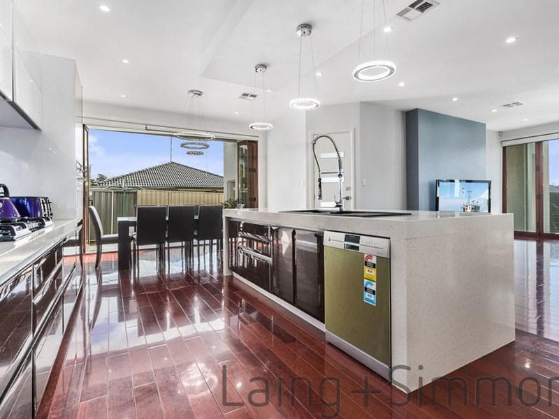 11/1161-1171																										Pittwater Road
														
								Collaroy, NSW 2097, Middleton Grange - Thumbnail 8