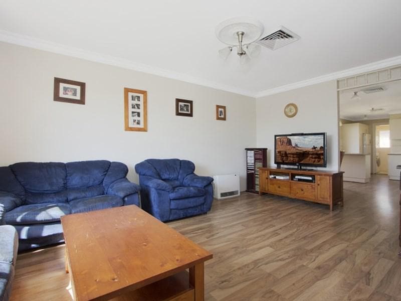 18 Rathmore Circuit, Glendenning, Glendenning - Thumbnail 2