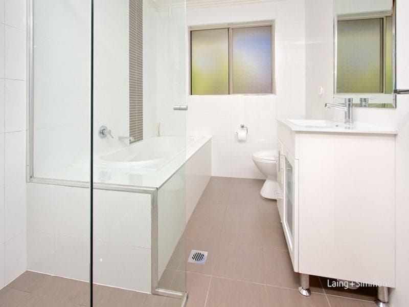 46 Fyall Avenue, Wentworthville, Wentworthville - Thumbnail 5