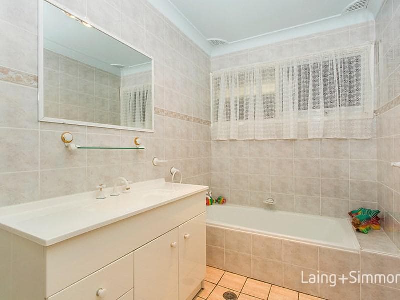 12 Anderson Rd, Kings Langley, Kings Langley - Thumbnail 6