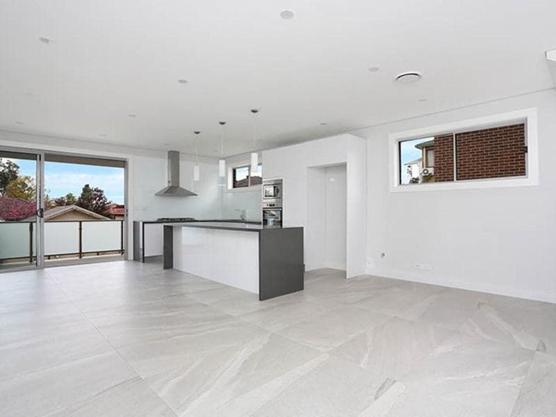 562 & 562a Guildford Road, Guildford West, Guildford West - Thumbnail 2